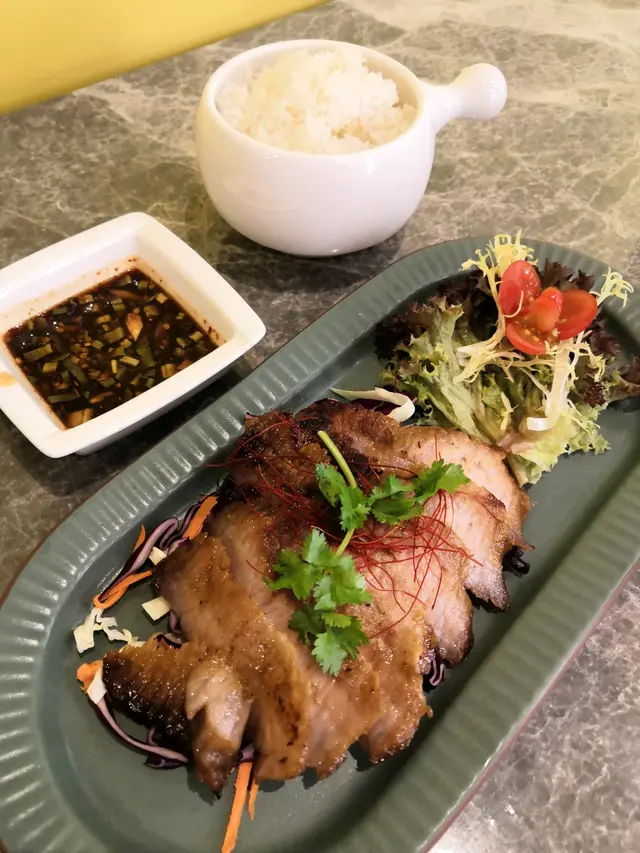 泰式燒西班牙黑毛豬頸肉