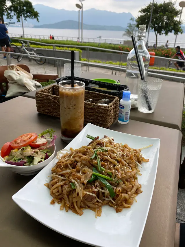 瑞士汁乾炒牛河