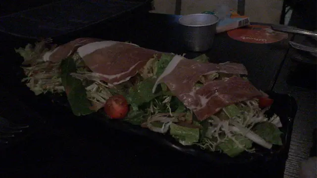 味道一般，大概係將一堆菜淋左黑醋既感覺