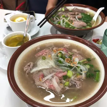 生牛肉金边粉