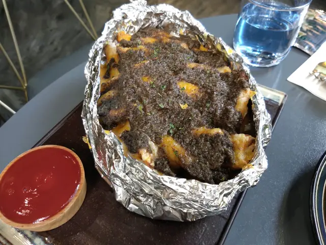 芝士焗黑松露薯條