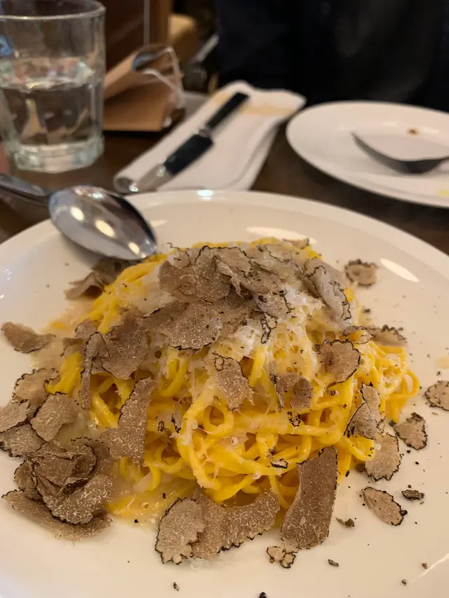 鮮刨黑松露細扁麵