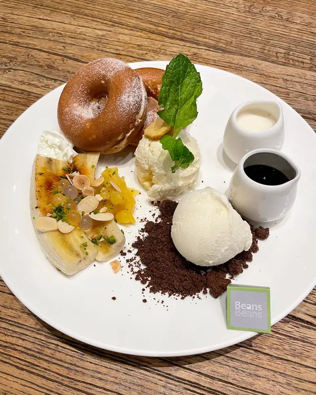 Caramel banana waffles