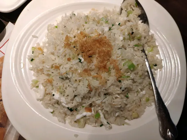 瑤柱蛋白炒飯