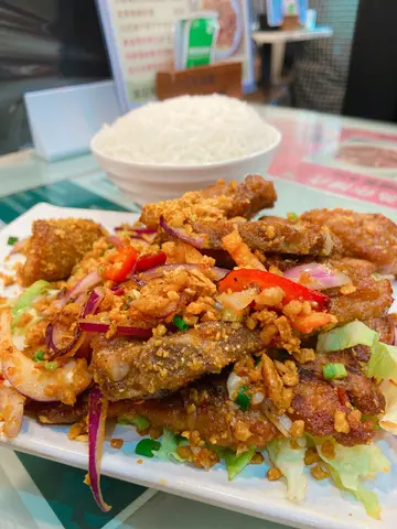 招牌椒鹽蒜香豬扒