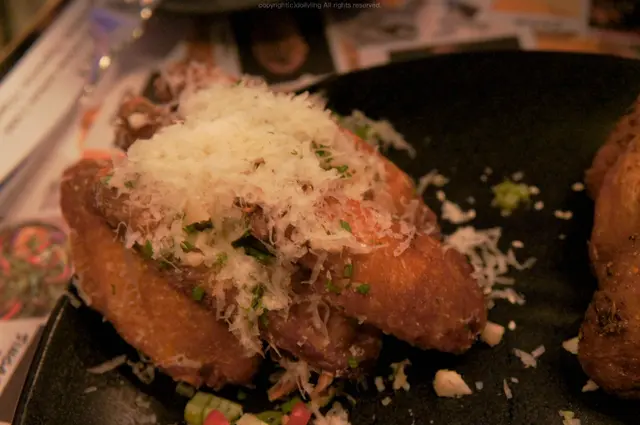 Cali Style 巴馬臣芝士蒜蓉味