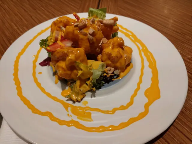 不但賣相吸引,而且蝦球好大好脆,每件蝦球面都沾上杏仁碎,再配上濃郁沙律醬,也保留到蝦味之餘,仲提升味道層次👍👍👍