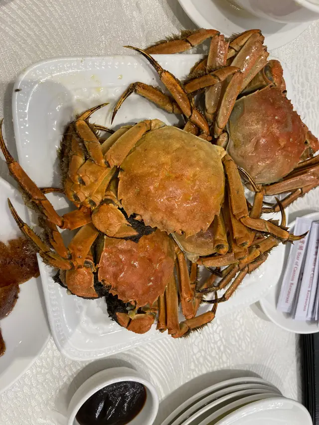 三款至喜歡做法：鹽焗蟹，很美味鮮甜，多膏！！值得試👍