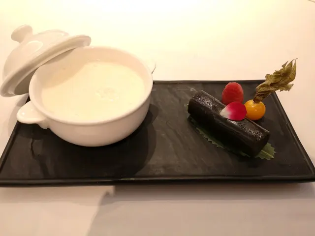 懷舊芝麻卷
蛋白杏仁茶