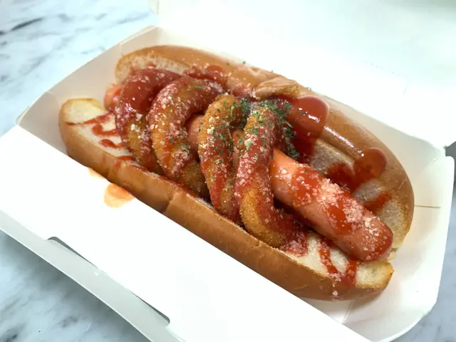 美國洋蔥圈熱狗