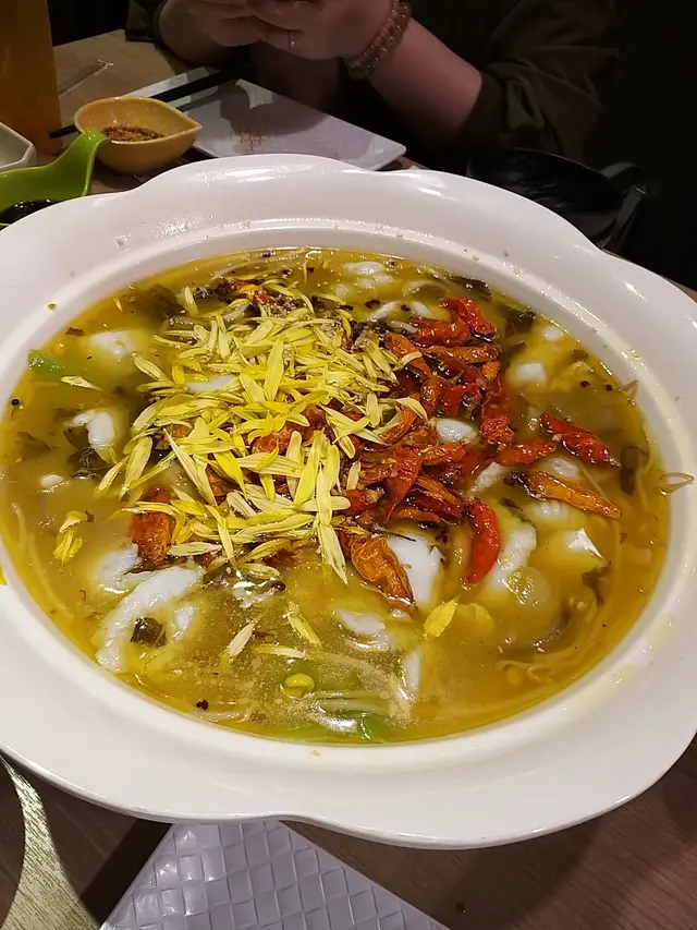 老壇酸菜魚