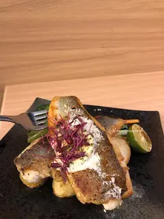 烤海鱸魚配青檸牛油汁配燒薯仔