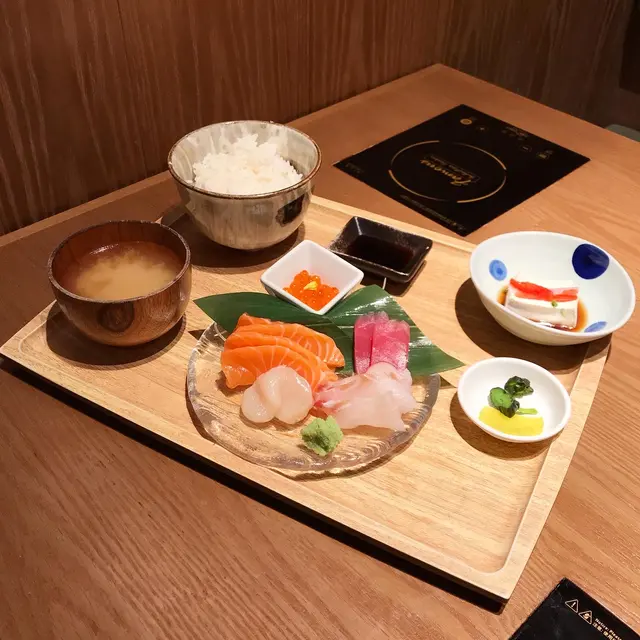 四色刺身定食