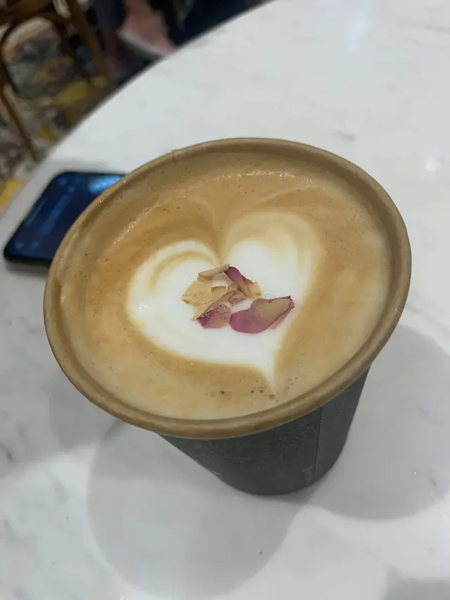 Rose latte