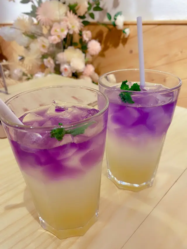 自家制蝶豆花檸檬梳打