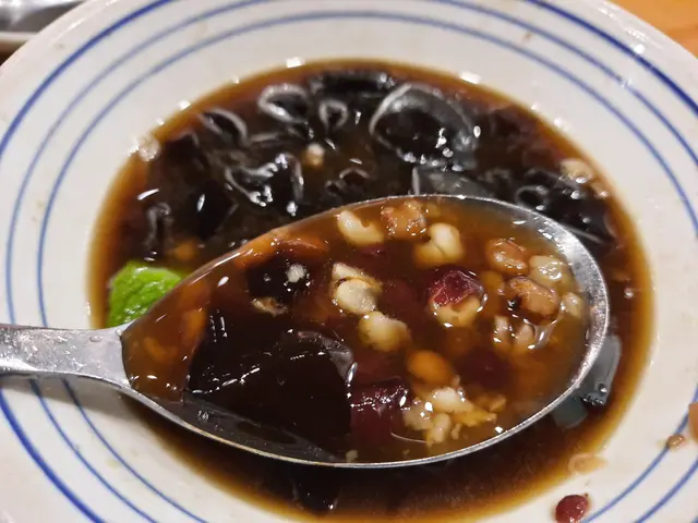 紅綠豆薏米黑糖冰仙草