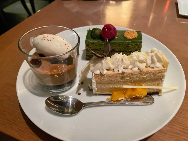 件件咁大件, 唯有同媽媽Share