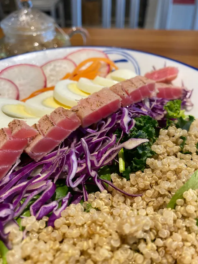 炙燒吞拿魚至尊沙律