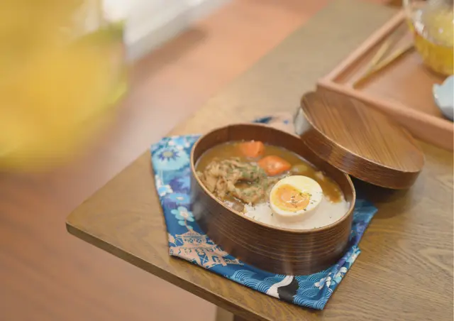 日式咖哩牛肉盒子