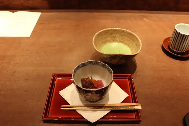 菓子：和菓子、アンポ柿、生麩、粒餡