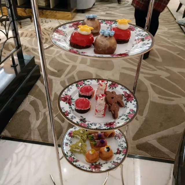 Afternoon tea set