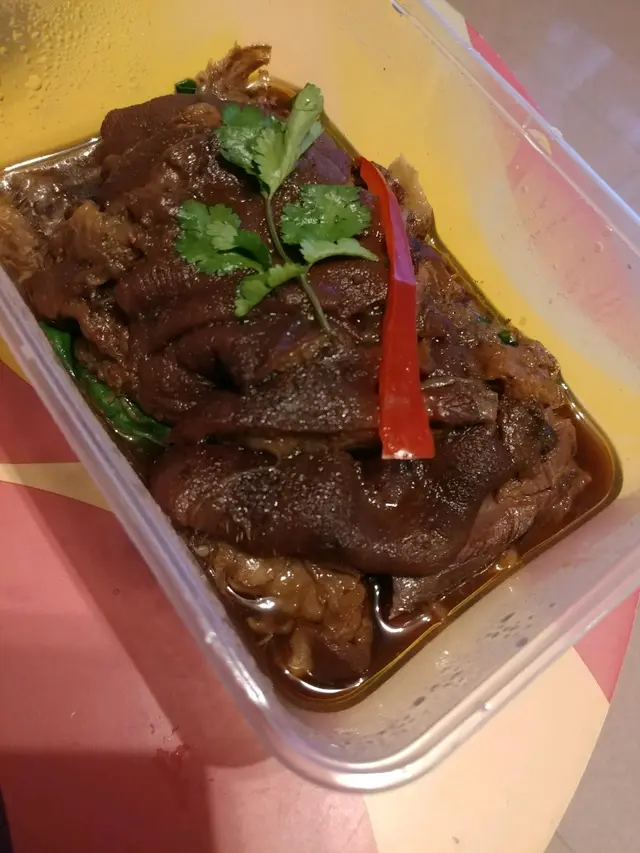 泰式滷水無骨豬手