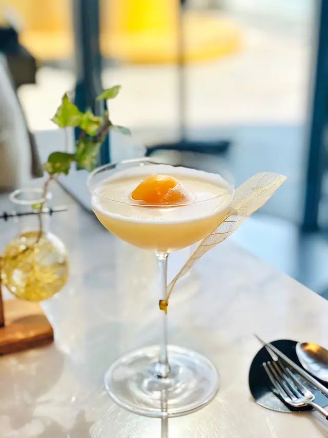 Sunny  side  up  mocktail