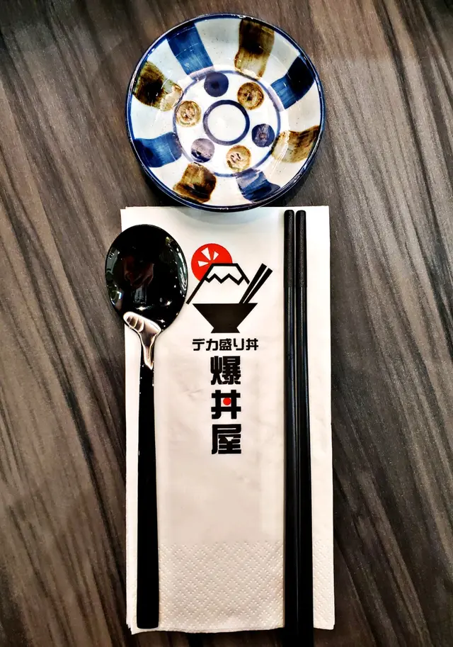 碗飯由頭食到尾啖啖都有料，抵食