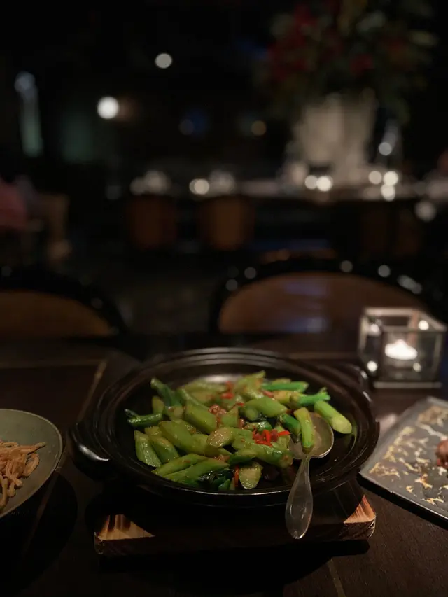 馬拉𥵃蝦乾黑豚肉碎介蘭煲