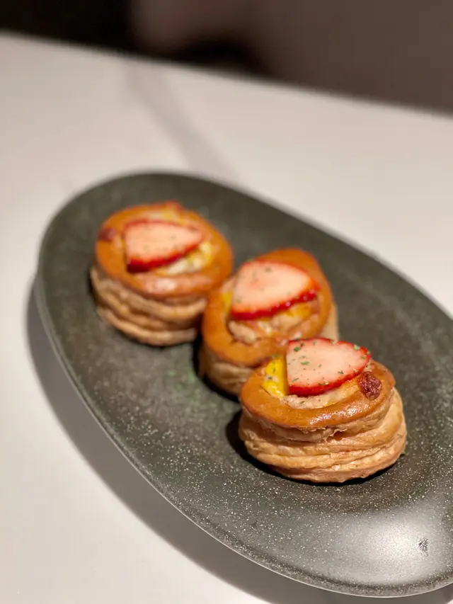 芝士沙律醬吞拿魚焗酥盒