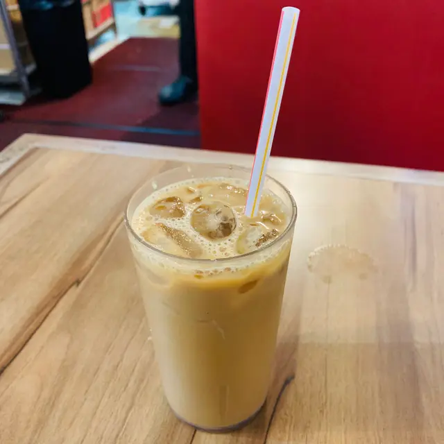 奶茶就水咗啲啲。