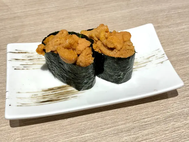 海膽軍艦 (2 x $48)