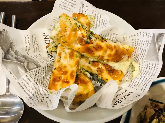 炸雞軟骨豚肉棒棒餃子