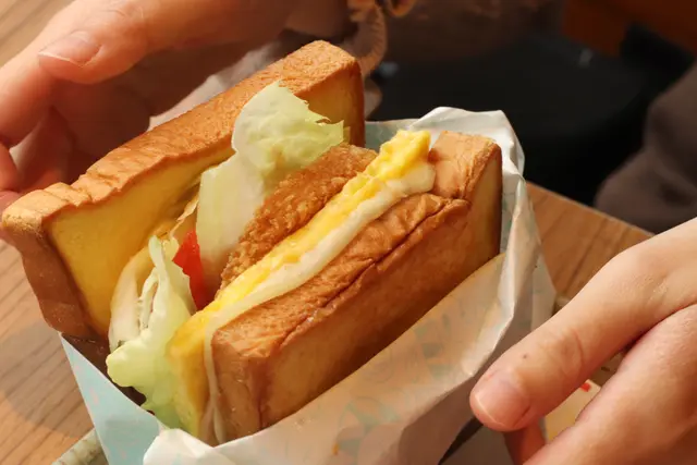 墨西哥芝味煙肉薯餅吐司