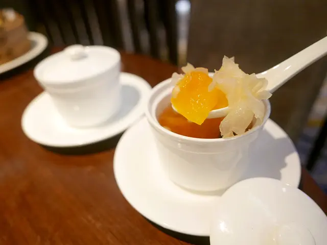 萬壽果雪耳燉花膠