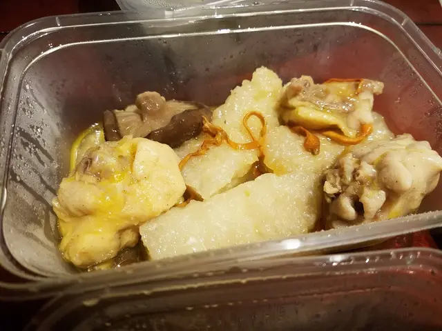 蟲草花冬菇棉花雞