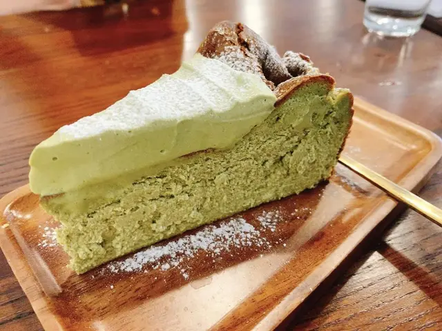 巴斯克抹茶芝士蛋糕