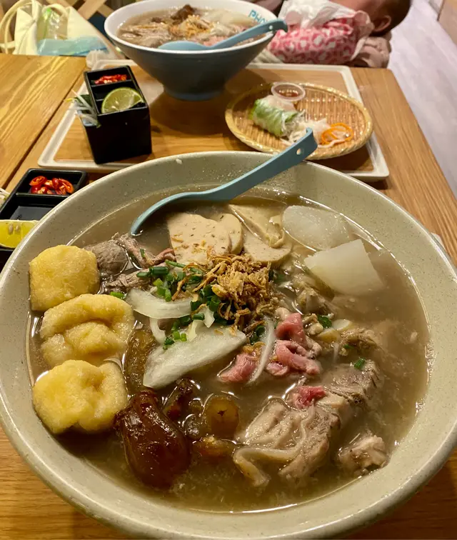 一個餐兩個人食都得_👍