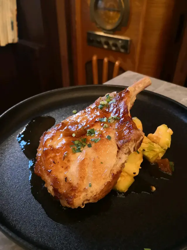 慢煮西班牙黑毛豬