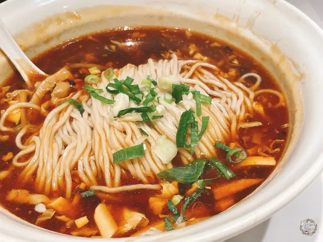 酸辣湯麵