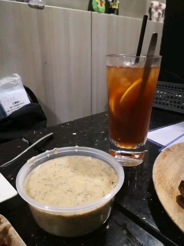 一碗已經咁多，忍唔住乾晒，飽到....