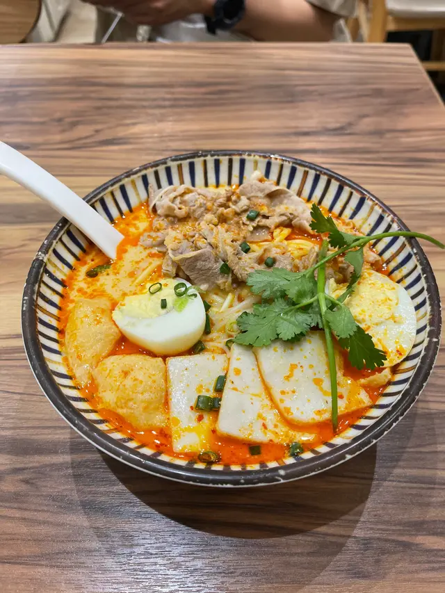 牛肉喇沙摻摻