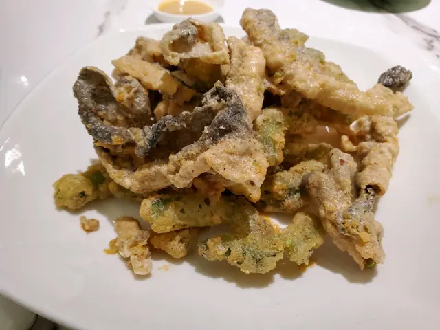 金沙涼瓜魚皮