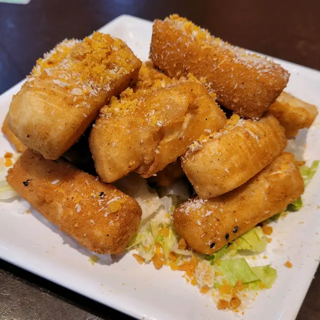 外層炸得超級香脆,內裡濕軟豆香味濃