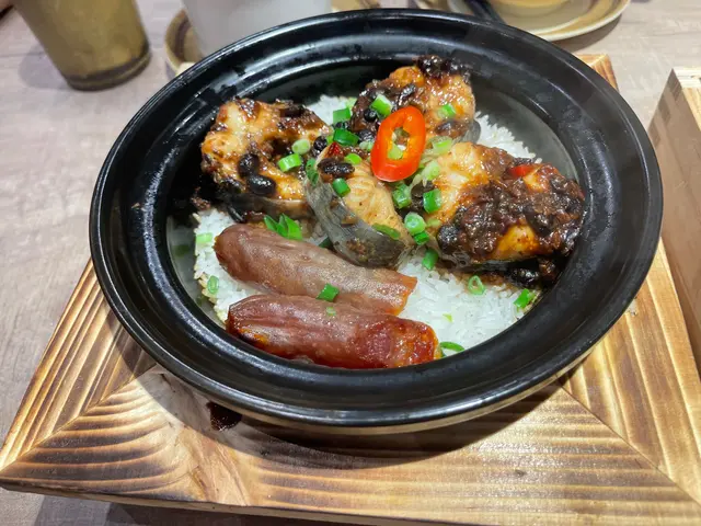 豉汁白鱔煲仔飯