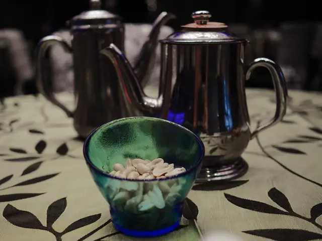 茶芥@ $15/ 小食 $20