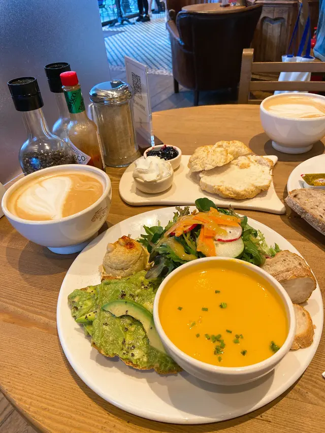 baker’s  lunch