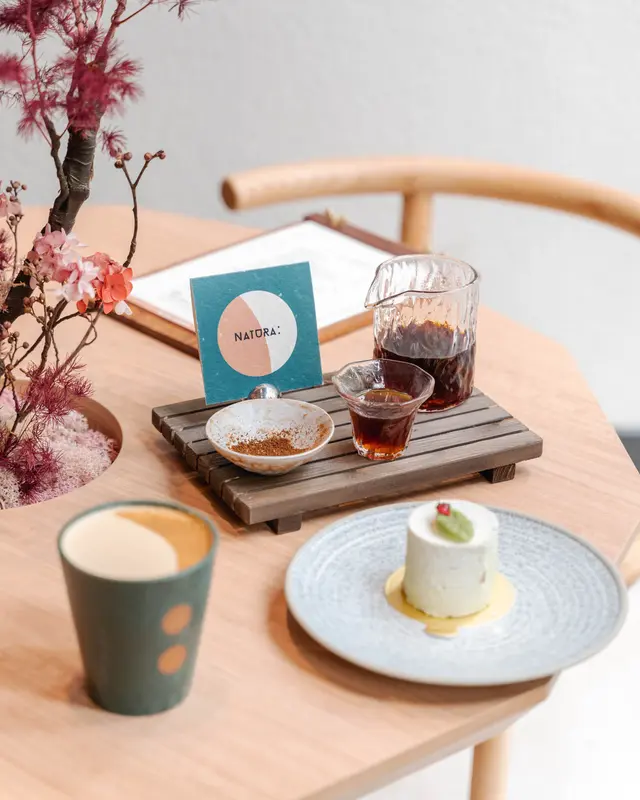 手沖咖啡 (Floral)