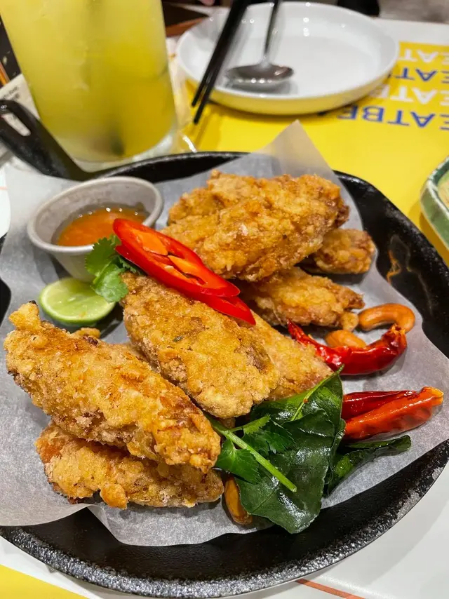 冬陰公單骨雞翼