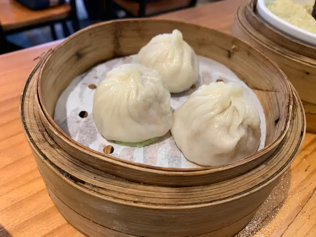 馳名南翔小龍包